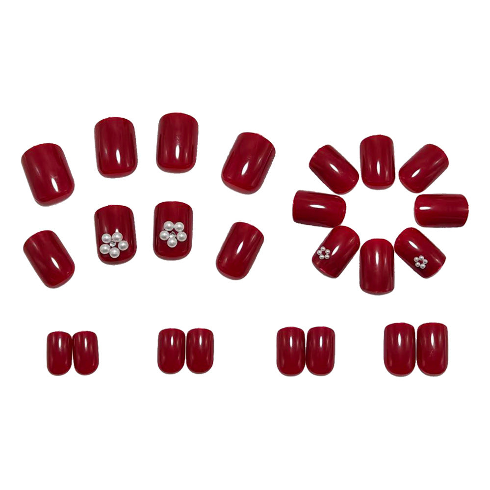 Kunstnägel mit Glamourösen Dekorationen Brehn