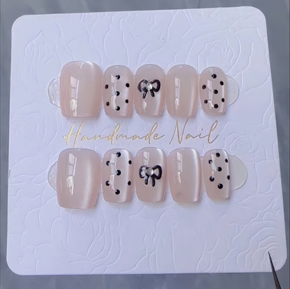 Handgemachtes Nail Set Brehn
