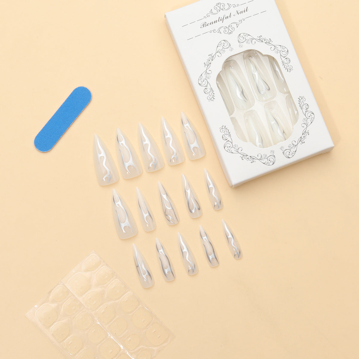 Künstlerisches Stiletto-Nageldesign Brehn