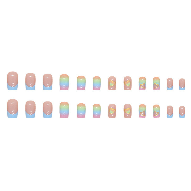 Künstlerische Herz-Themen Press-On Nageldesigns Brehn