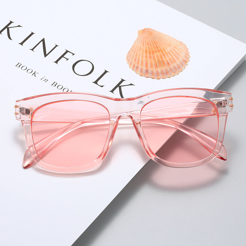 Damen modische Sonnenbrille im zeitgemäßen Design Brehn