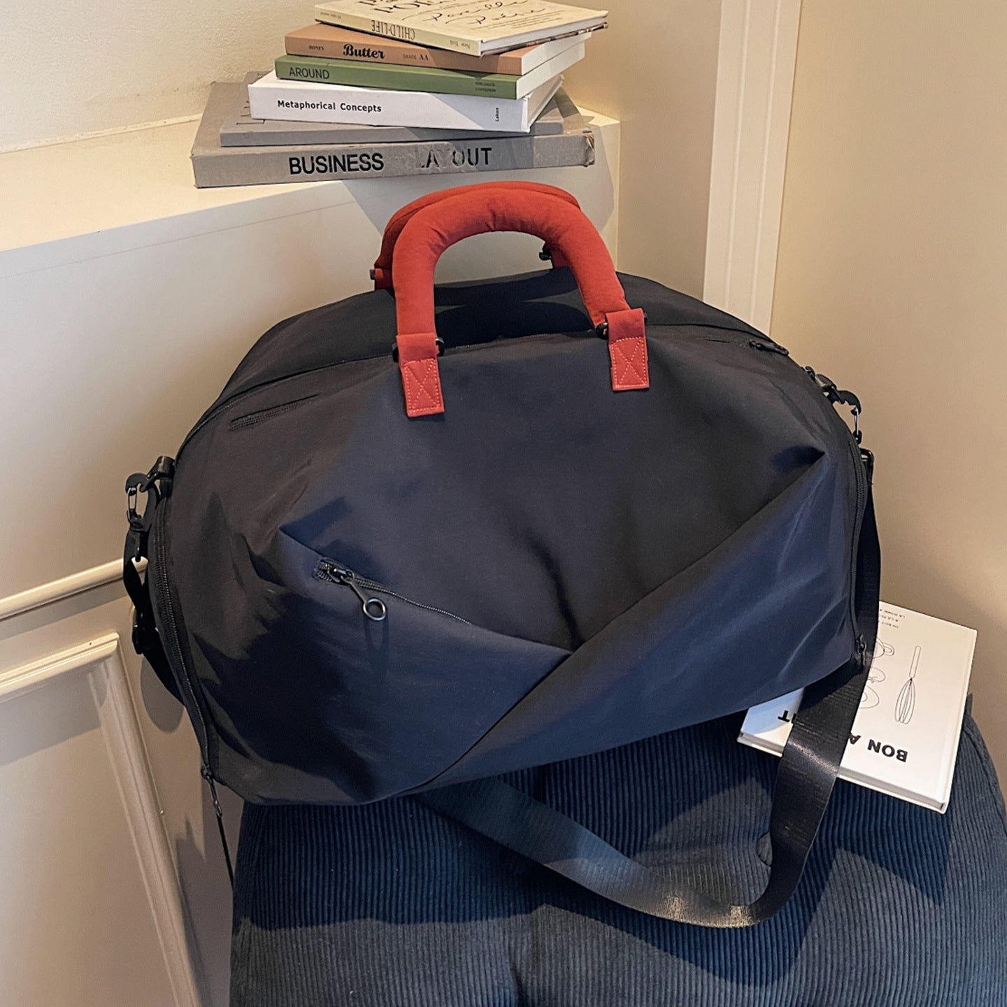 Schlanker minimalistischer Reisetasche Brehn