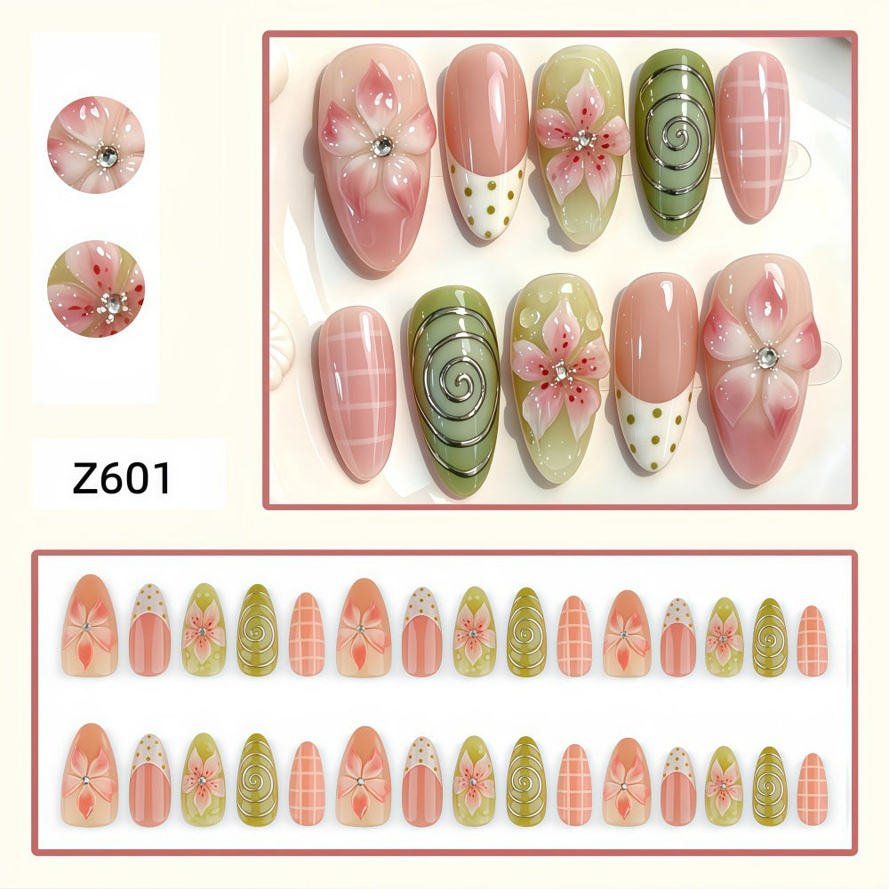 Kunstnägel Im Floralen Blüten-Design Brehn