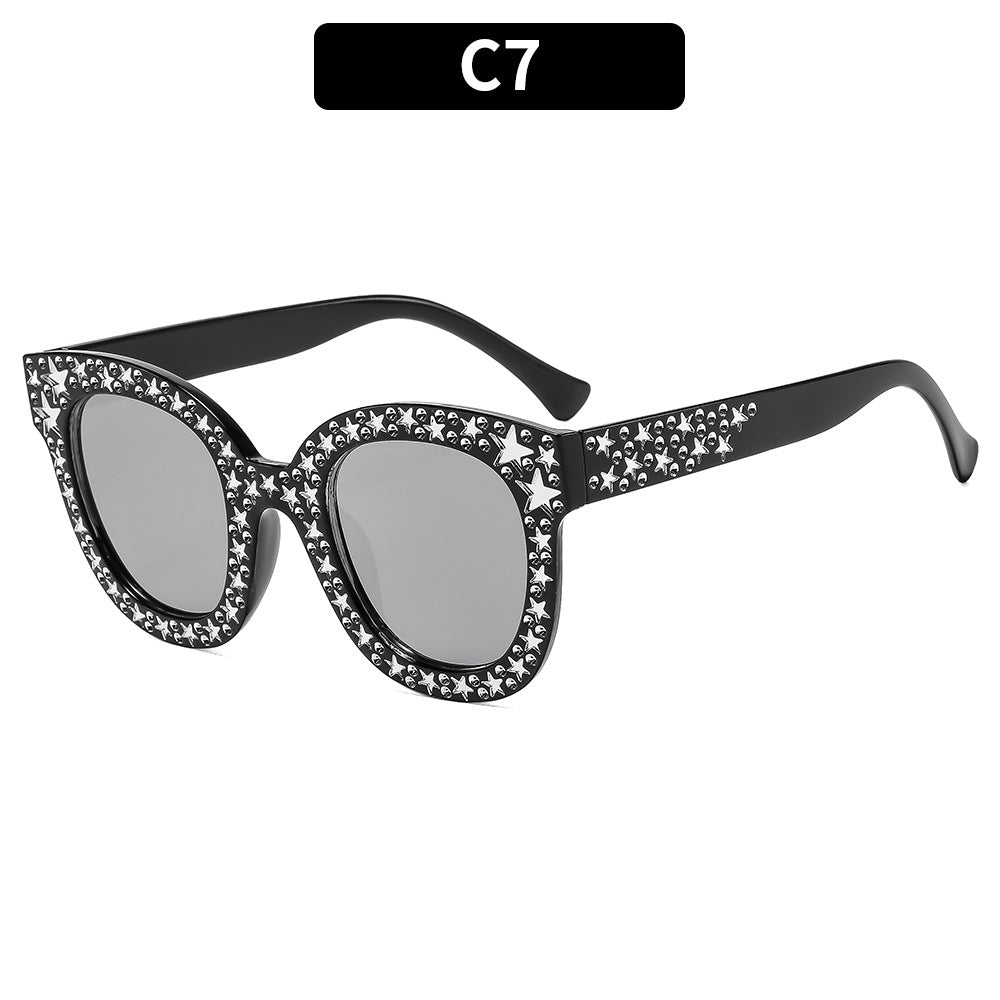 Elegante mit Strass verzierte Katzenaugen-Sonnenbrille