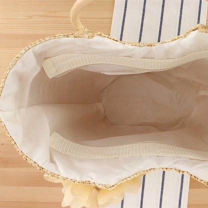 Geflochtene Basttasche mit Floralem Akzent Brehn