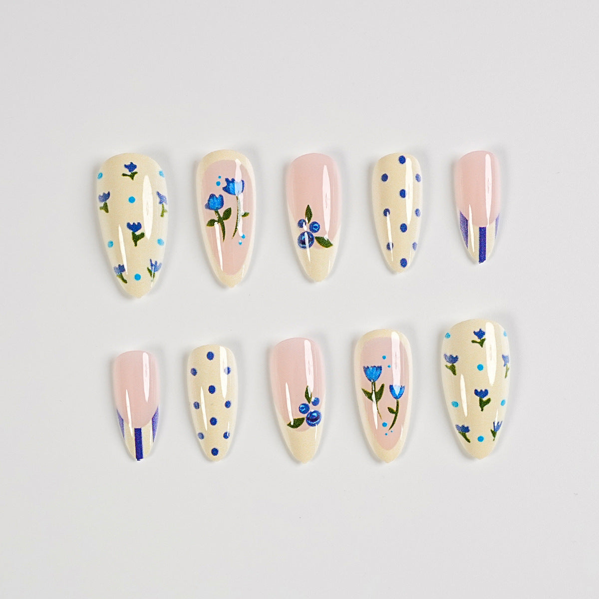 Künstlerisches Florales Nagelkunst-Kit