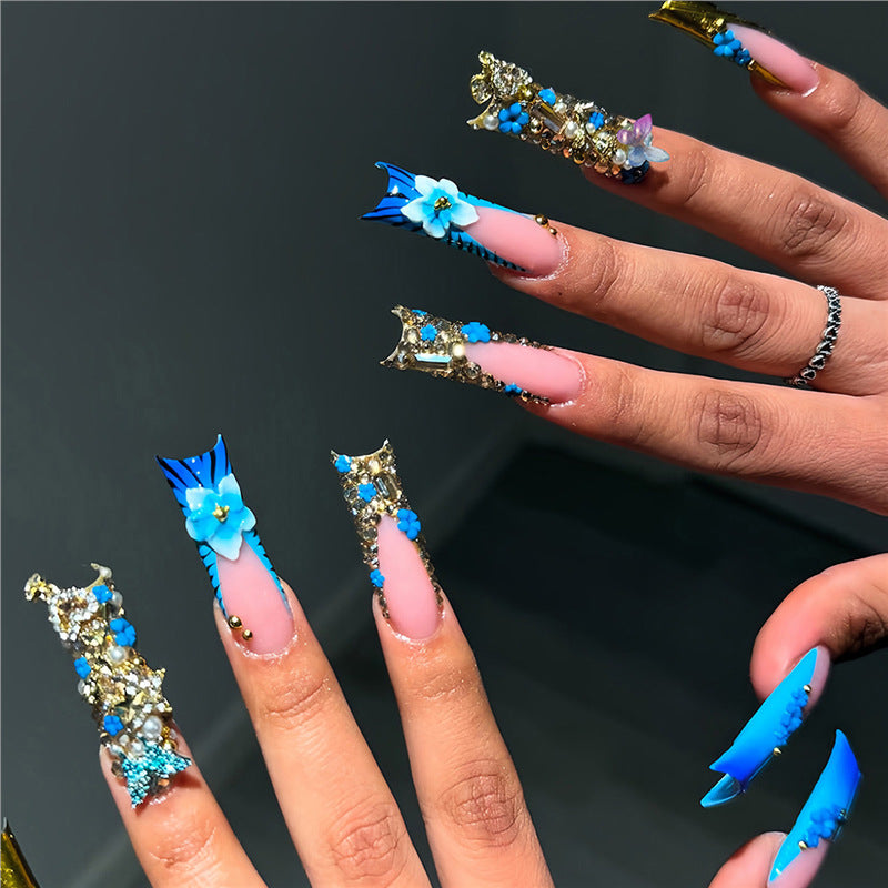 Dekorative Nagelkunst Brehn