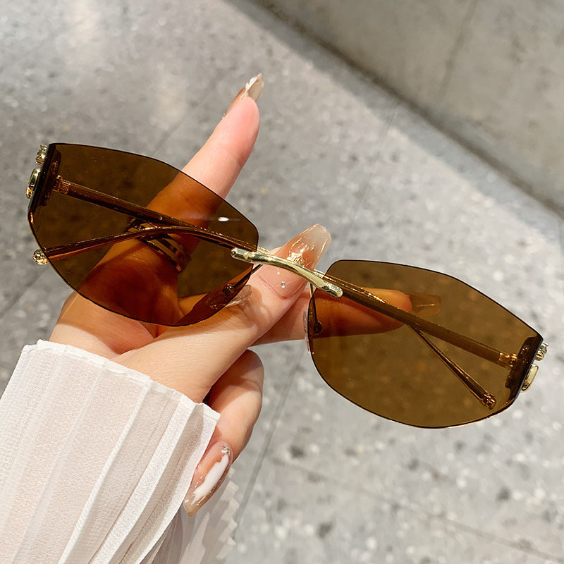 Damen modische Sonnenbrille mit innovativem Schecken-Design Brehn