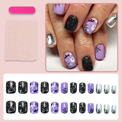 Kunstnagelset mit einzigartigen Spukmotiven Brehn