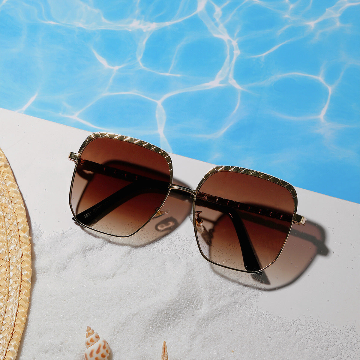 Damen modische oversized Sonnenbrille im geometrischen Design Brehn
