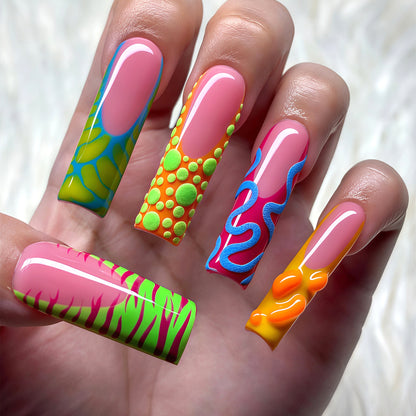 Lebendige abstrakte Nagelkunstspitzen Brehn