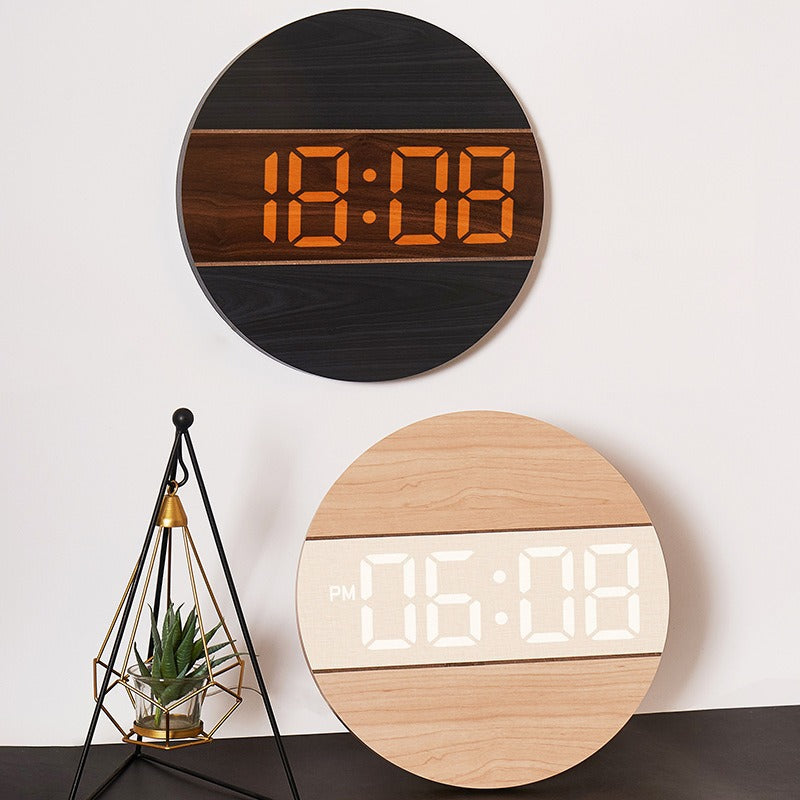 Kreative Digitaluhr im modernen Holzdesign Brehn
