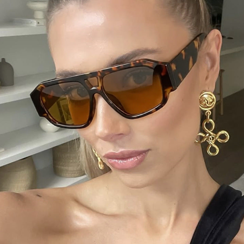 Damen Sonnenbrille mit auffälligem Octagon-Design und UV-Schutz Brehn