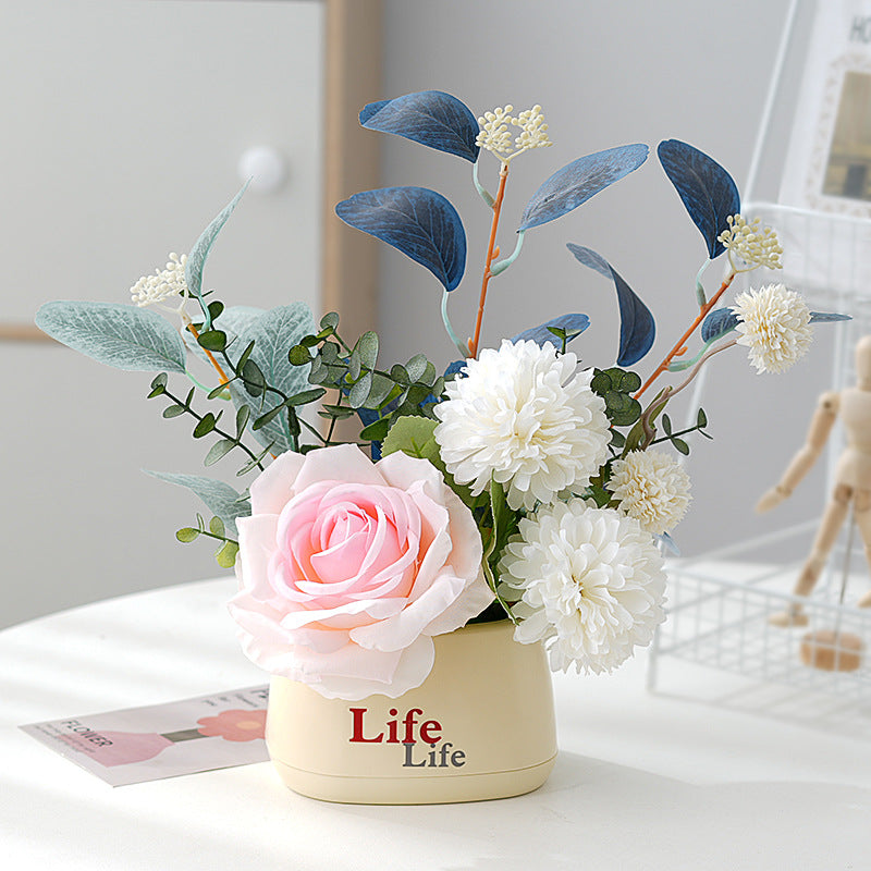 Lebensechter Blumen-Tischmittelstück-Arrangements