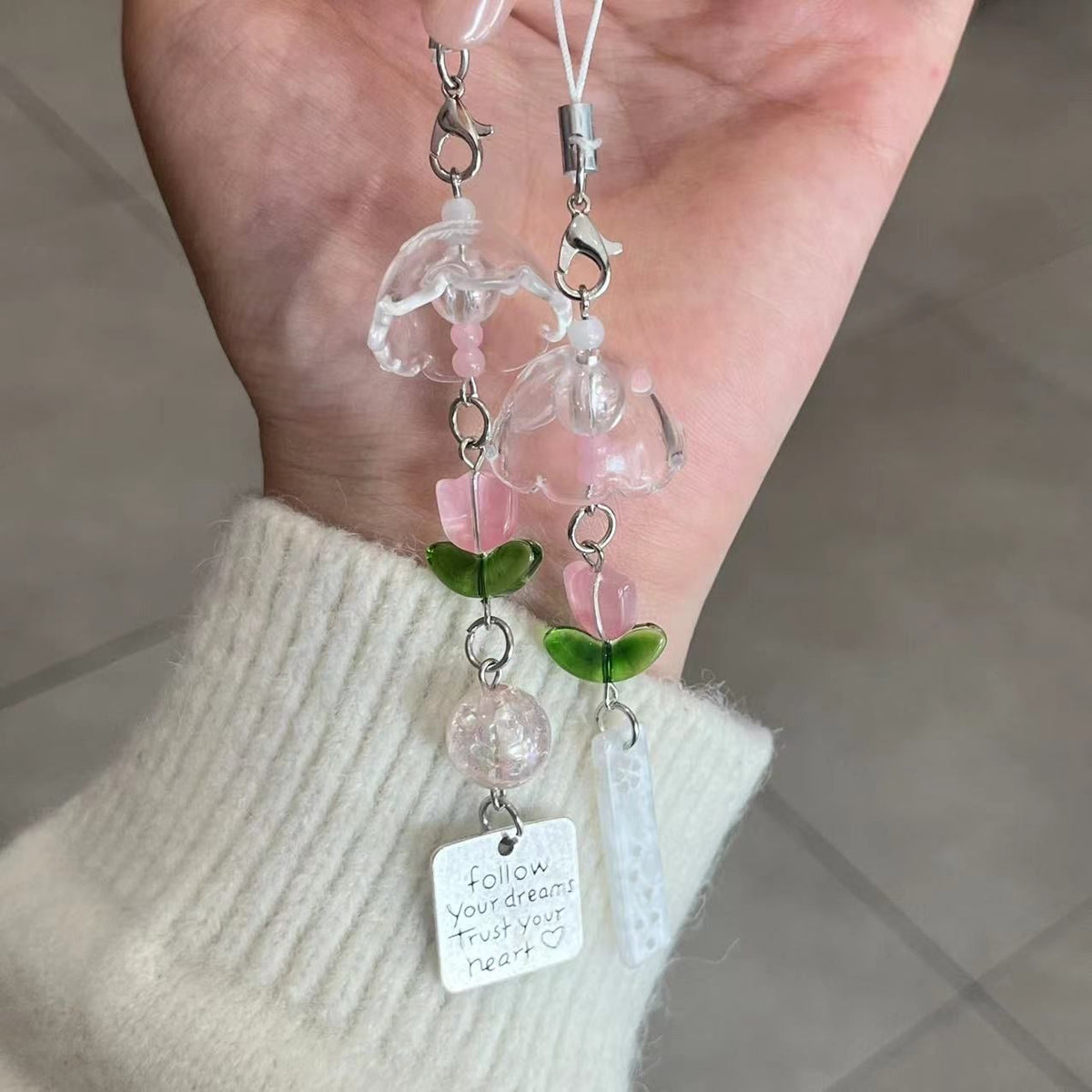 Dekorativer Blumenschmuck Schlüsselanhänger Brehn