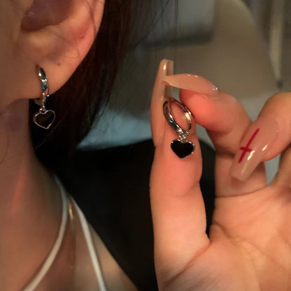 Herzförmige Charm Hoop Ohrringe Brehn