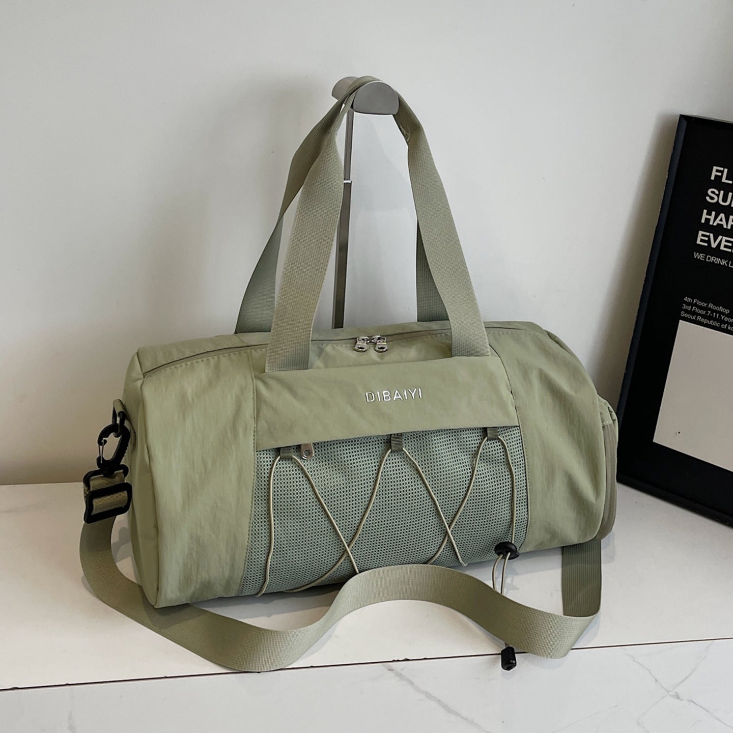 Multi-Taschen Fitness Duffel Brehn