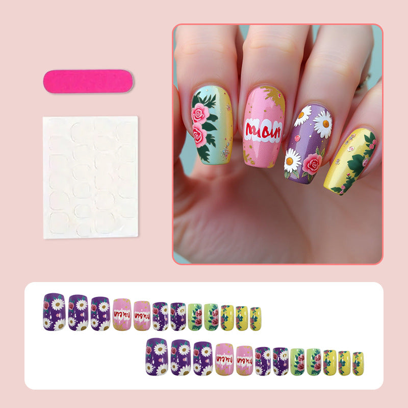 Kunstnagelset mit floralen und kreativen Designs Brehn