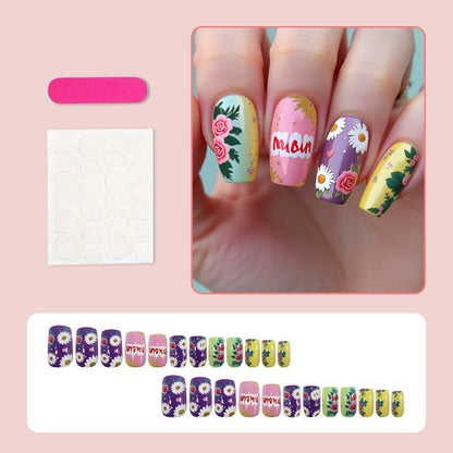 Kunstnagelset mit floralen und kreativen Designs Brehn