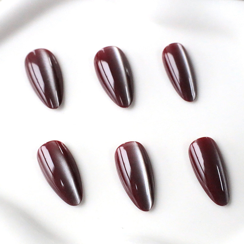 Glamouröse Gel-Nagelkunst Brehn