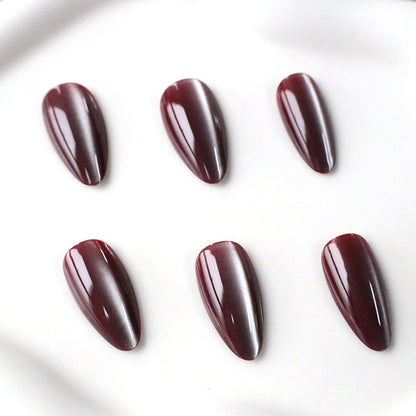 Glamouröse Gel-Nagelkunst Brehn