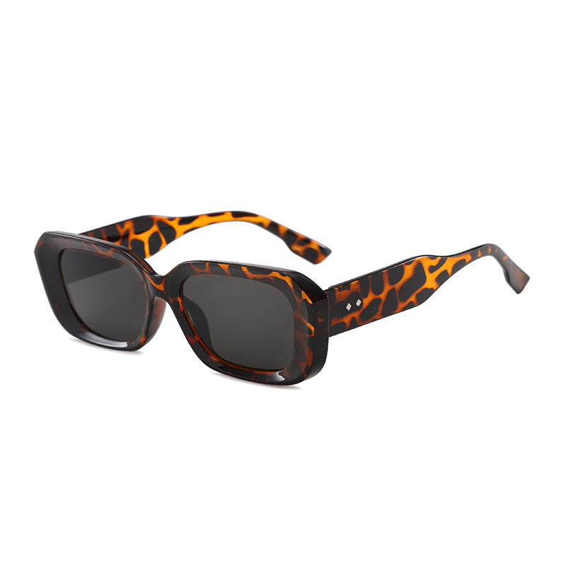 Damen Modische Oversized-Sonnenbrille mit hochwertigem Kunststoffrahmen Brehn