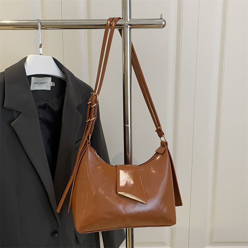 Luxuriöse Patelleder-Schultertasche Brehn