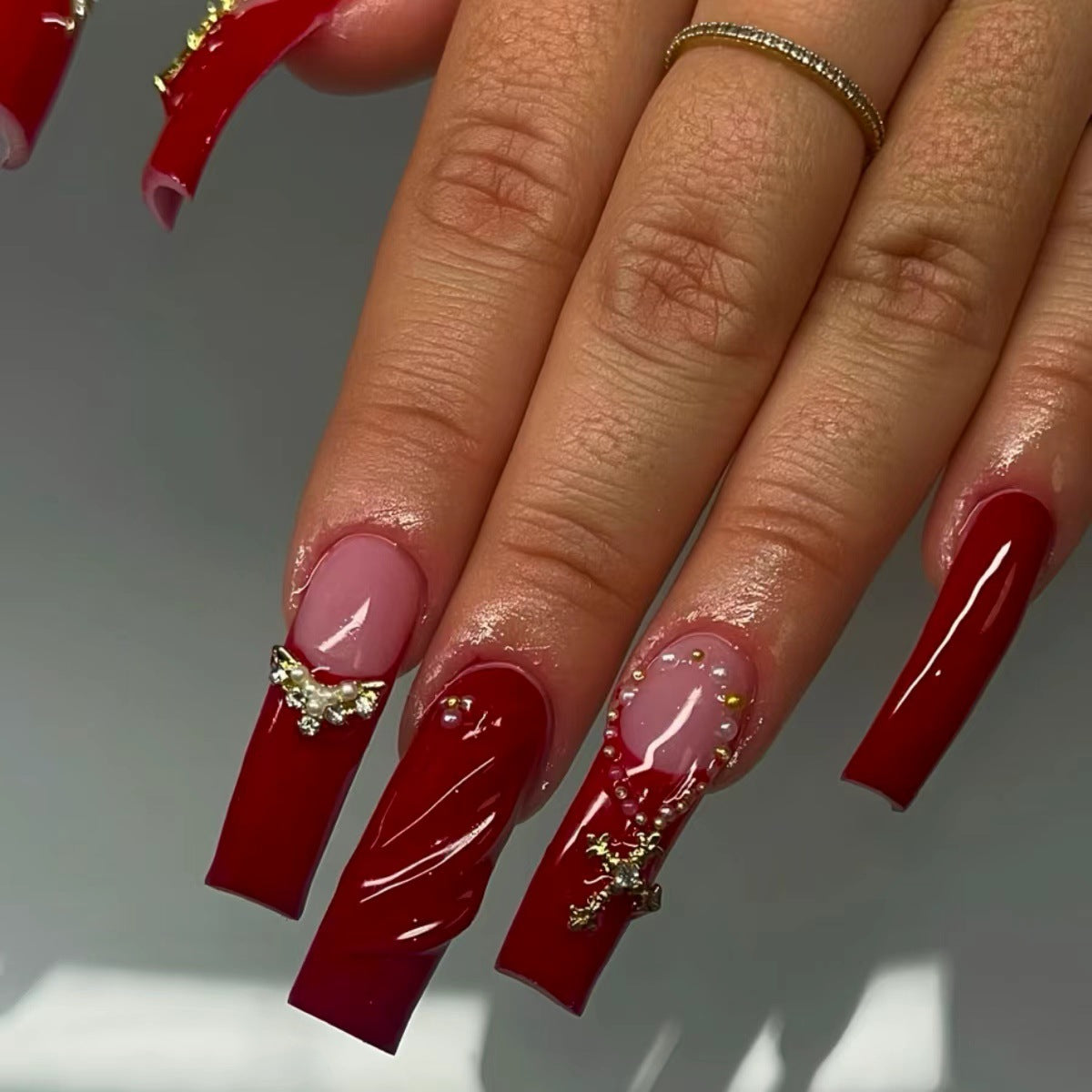 Elegante Stiletto Nagelkunst Brehn