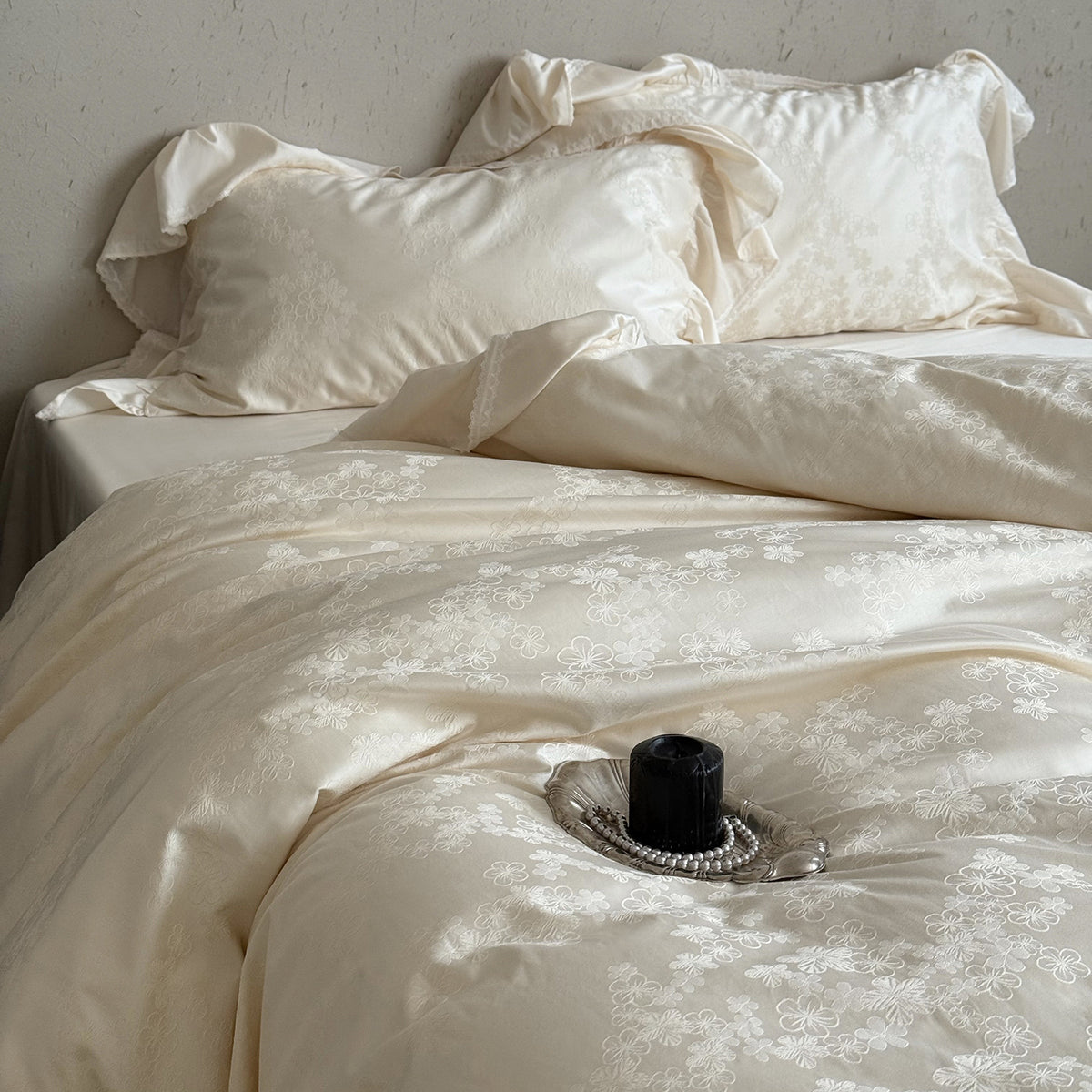 Luxuriöser Rüsch-Jacquard-Satin-Bettbezugset