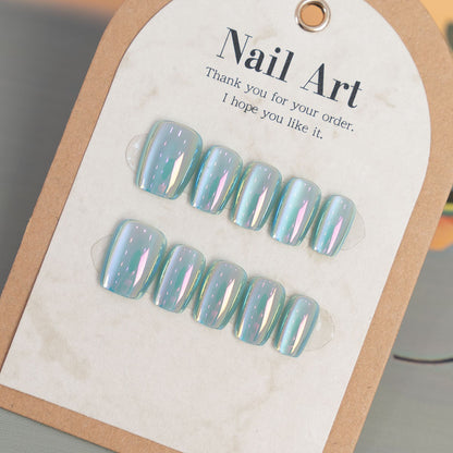 Stylisches Press-On-Nagelset mit schillerndem Finish Brehn