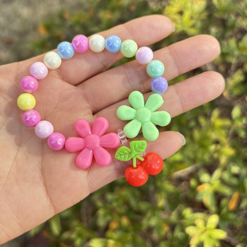 Buntes Armband mit Blumenanhängern Brehn