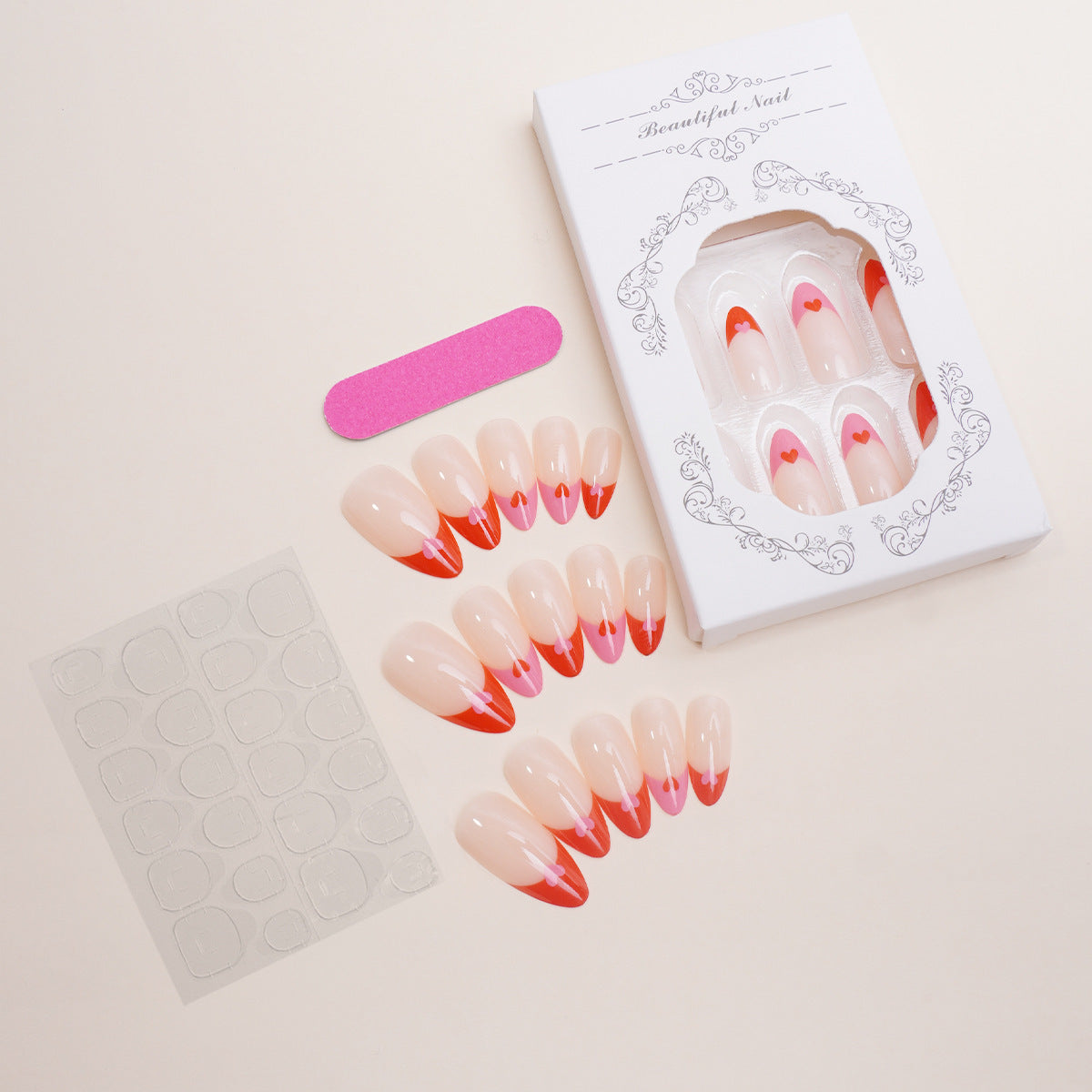 Kunstnagelset mit Herz-Design Brehn