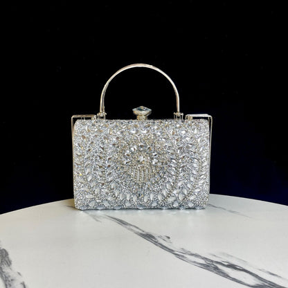 Aufwändiger bestickter Abendhandtasche