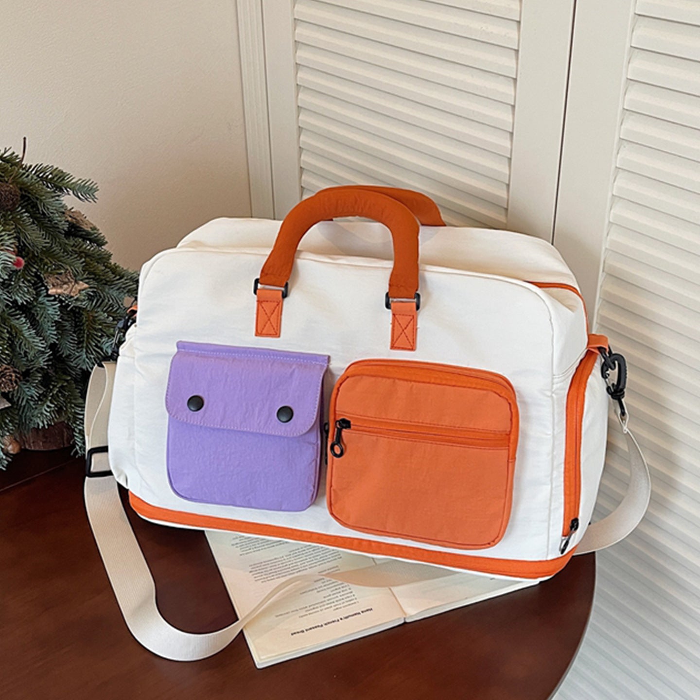 Sportliche Reisetasche mit Multifunktionalen Außentaschen Brehn