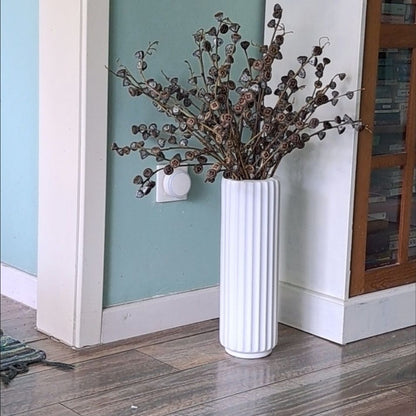 Hohe vertikale gerippte dekorative Vase Brehn