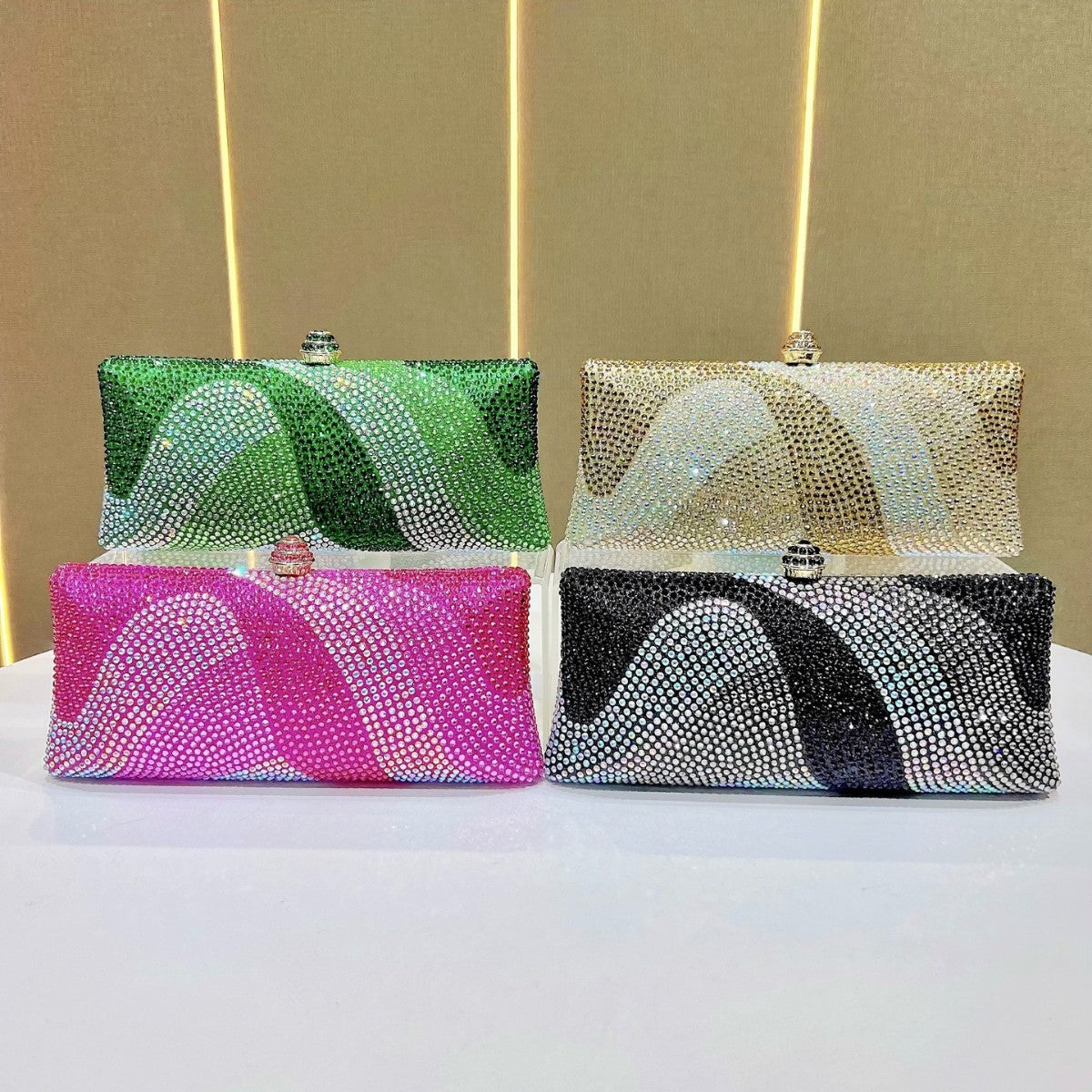Rhinestone-geprägte Abendhandtasche