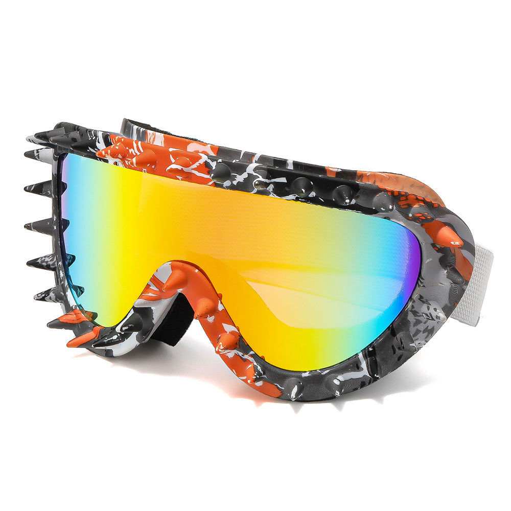 Damen stylische Schutzbrille mit markantem Spike-Design Brehn