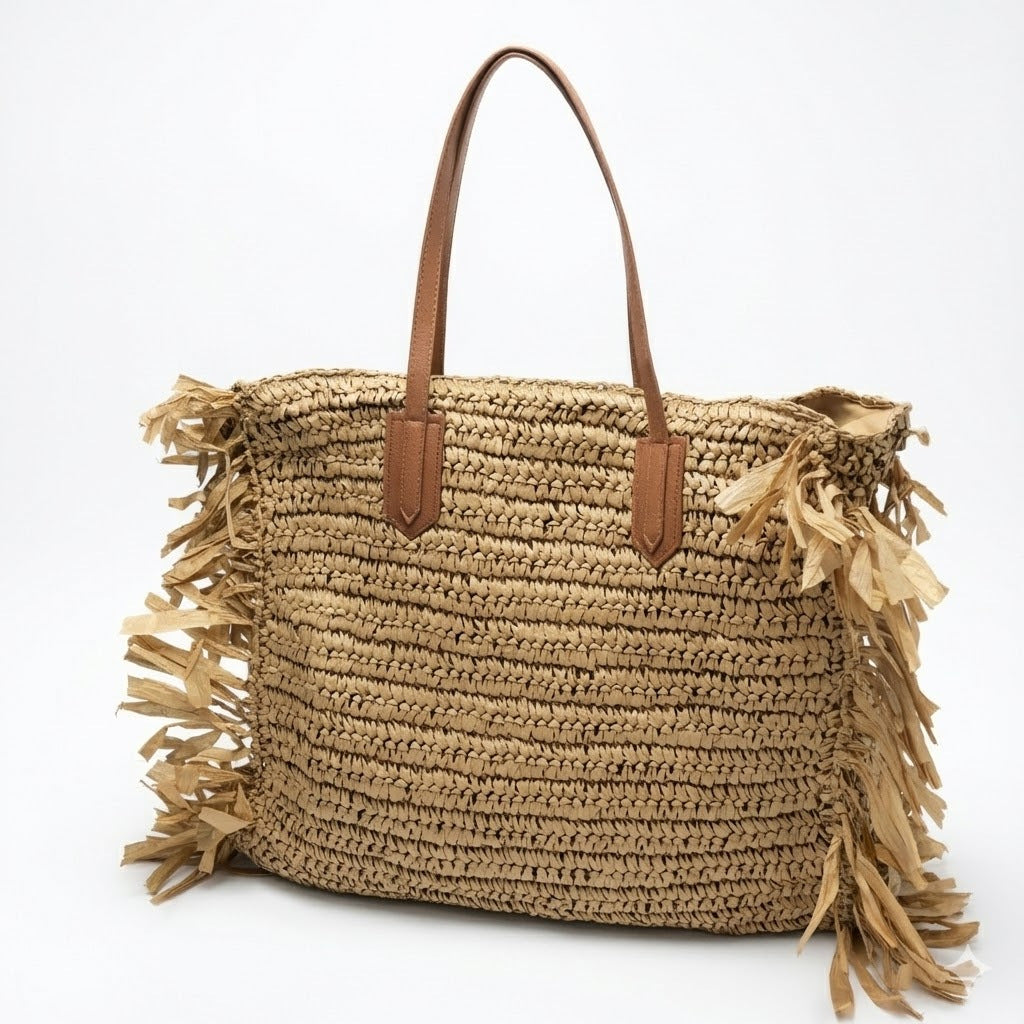 Strandtasche mit Fransigem Design und Robusten Ledergriffen Brehn