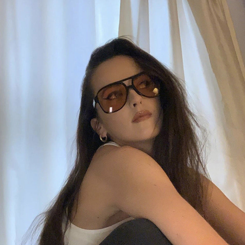 Damen oversized Sonnenbrille im sportlich-eleganten Design Brehn