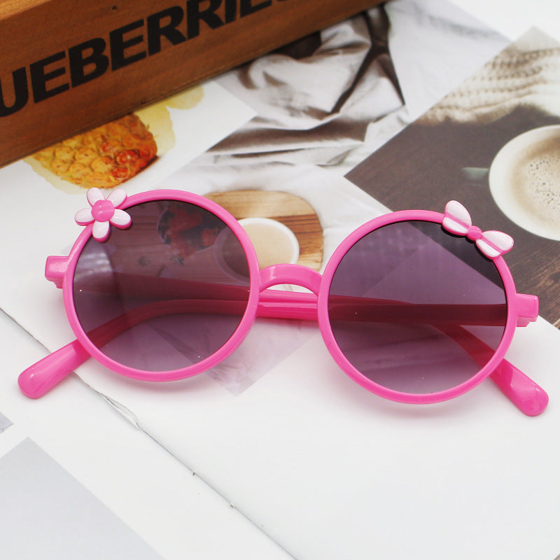 Damen Sonnenbrille mit verspielten Blumenakzenten Brehn