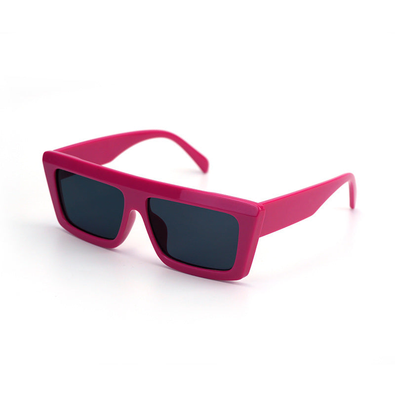 Damen Oversized Sonnenbrille mit modernem und kantigem Design Brehn