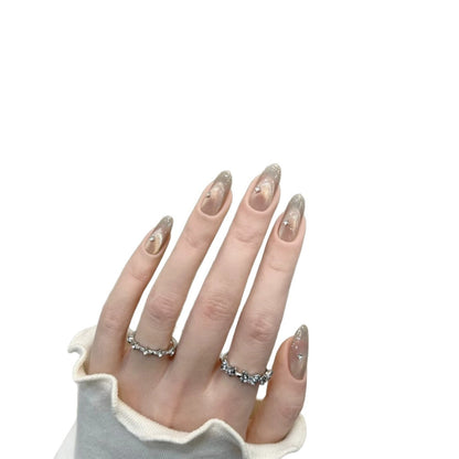 Glitzernde Stiletto Press-On Nagelverlängerungen