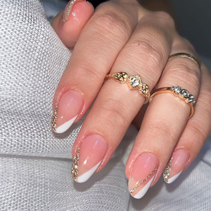 Glamouröse Glitzer-Stiletto Press-On Nägel Brehn