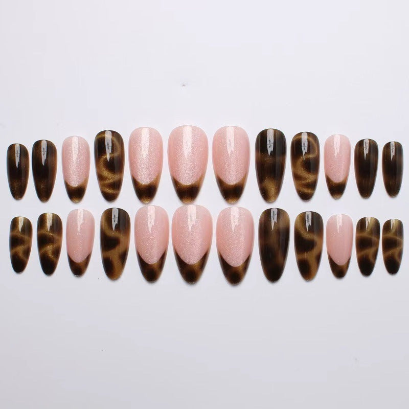 Kunstnägel mit eleganter Tortoiseshell-Spitzen Brehn