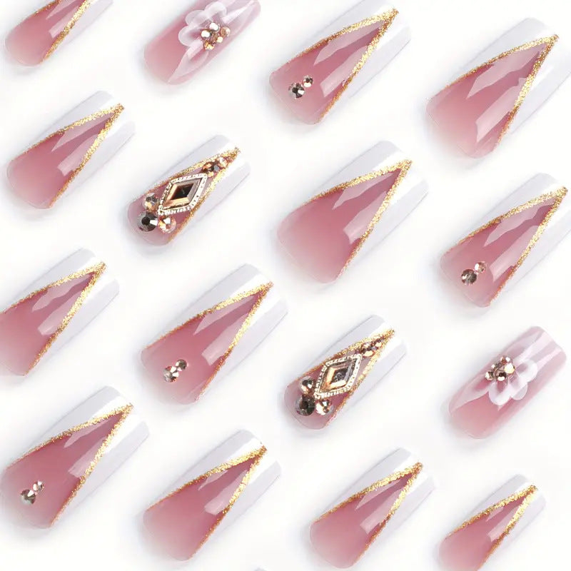 Aufwendiges florales Nagelkunst-Set Brehn