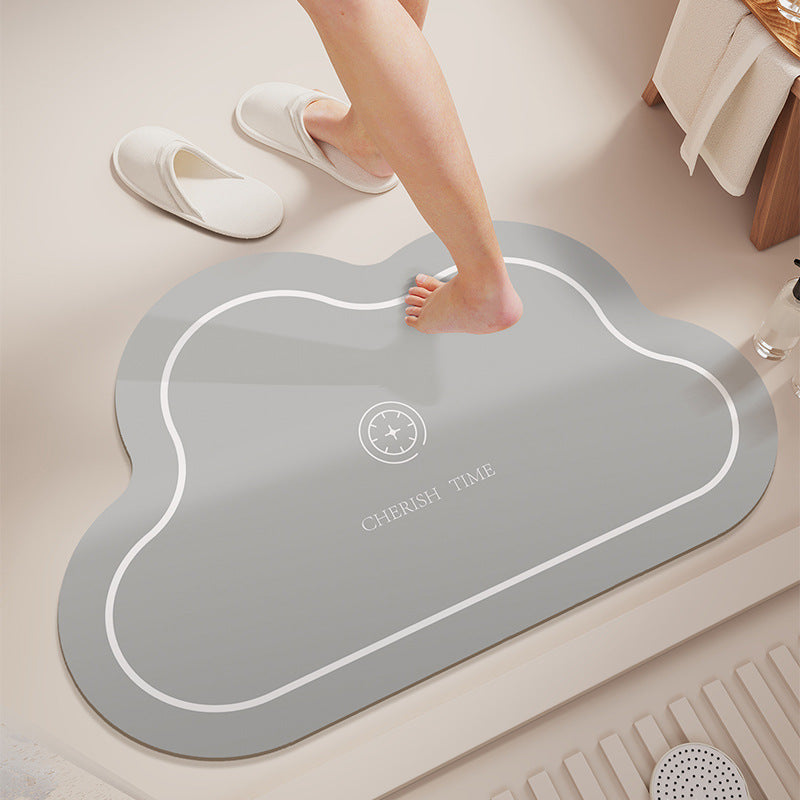 Cloud-Shaped Absorbent Microfiber Bath Mat with Non-Slip Backing and Palm Leaf Print