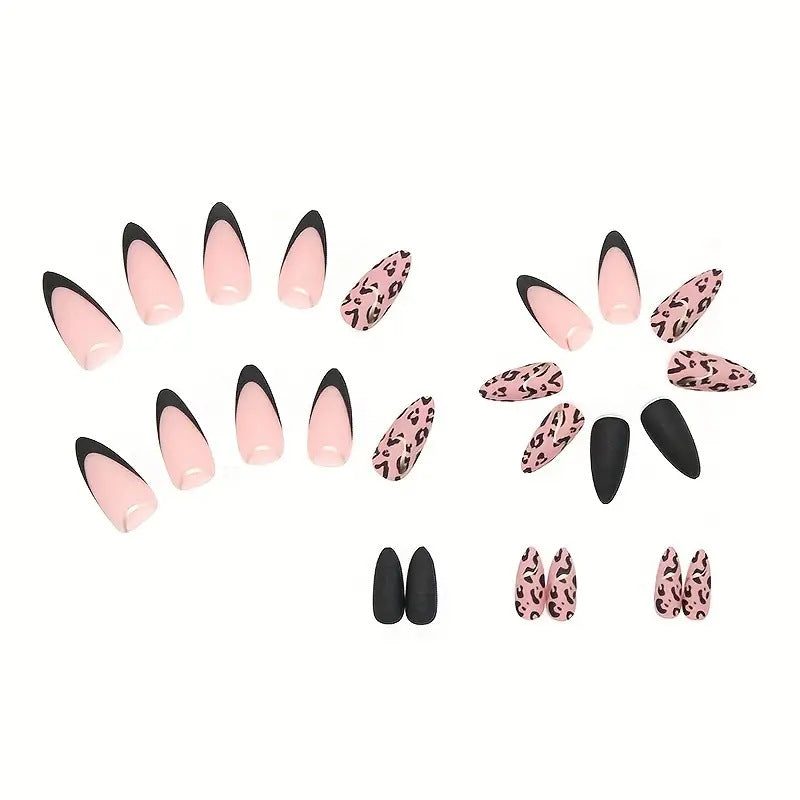 Kunstnagelset mit glamourösem Leopardenmuster und eleganten Akzenten Brehn