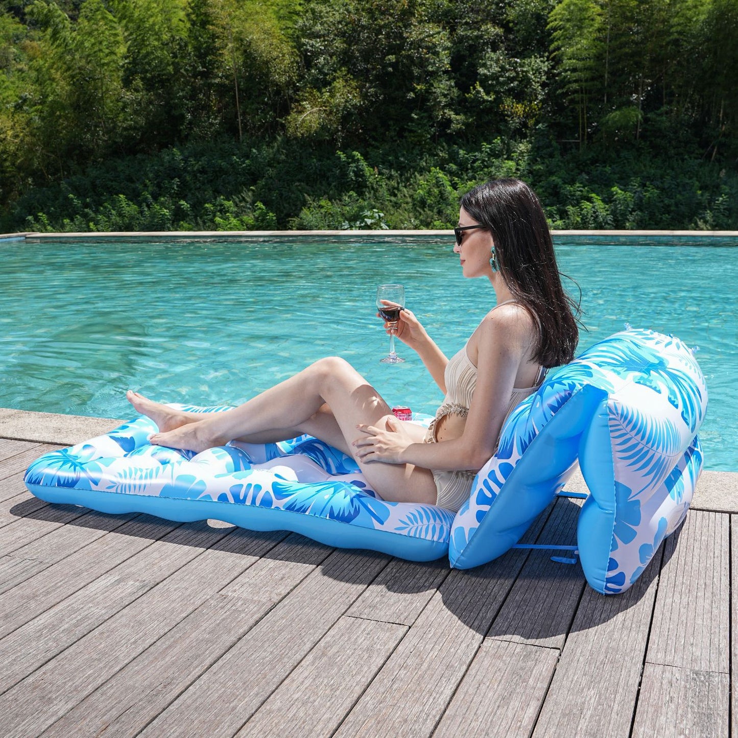 Damen Multifunktionale Aufblasliege mit ergonomischem Kopfbereich Brehn