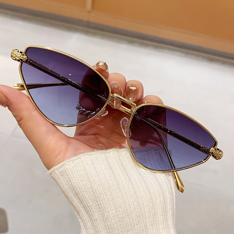 Damen Designer-Sonnenbrille mit schickem Cat-Eye-Design und luxuriösem Rahmen Brehn