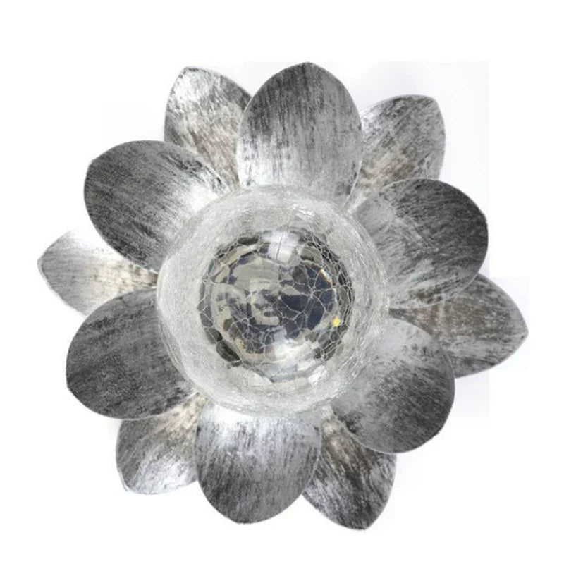 Solar Lotus Rissgartenlicht